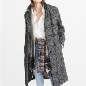 Abercrombie & Fitch Black and White Plaid Coat